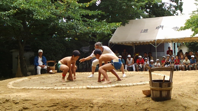 子供相撲大会の様子