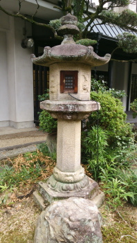 石燈籠